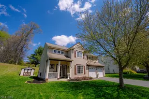 92 Connelly Ave, Mount Olive, NJ 07828 - Photo 2