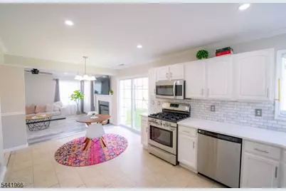 92 Connelly Ave, Mount Olive, NJ 07828 - Photo 8