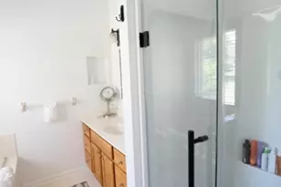 92 Connelly Ave, Mount Olive, NJ 07828 - Photo 4