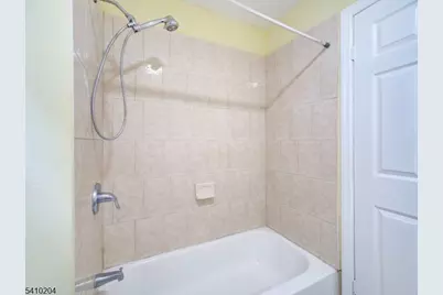 52 Amherst St, East Orange, NJ 07018 - Photo 8