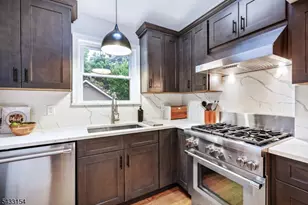 612 Larch St, Roselle Park, NJ 07204 - Photo 12