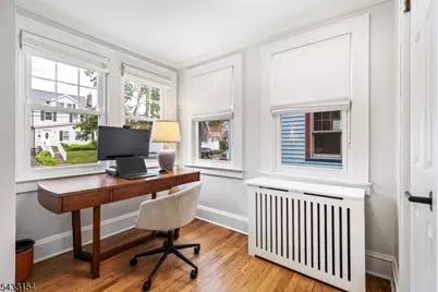 612 Larch Street, Roselle Park, NJ 07204 - Photo 6