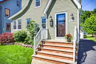612 Larch St, Roselle Park, NJ 07204 - Photo 2