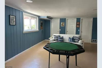 2 Millstone Dr, Livingston, NJ 07039 - Photo 18