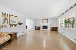 2 Millstone Dr, Livingston, NJ 07039 - Photo 6
