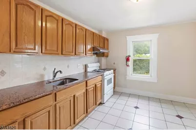 164 E Blackwell St, Dover, NJ 07801 - Photo 6
