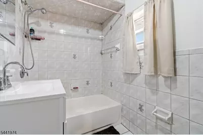 53 18th Ave, Paterson, NJ 07513 - Photo 16
