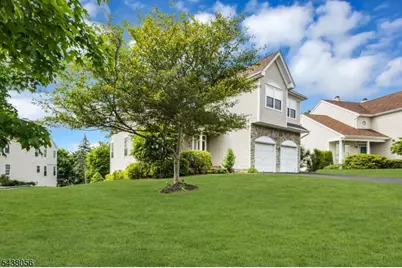 9 Hannah Ct, Readington, NJ 08889 - Photo 2