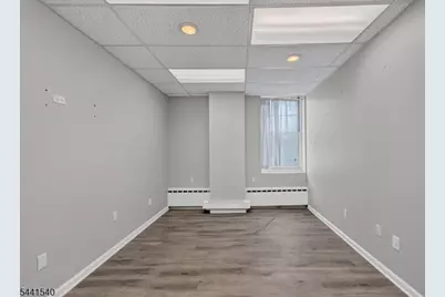 89 Valley Rd, Montclair, NJ 07042 - Photo 28