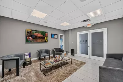89 Valley Rd, Montclair, NJ 07042 - Photo 16