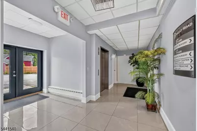 89 Valley Rd, Montclair, NJ 07042 - Photo 20