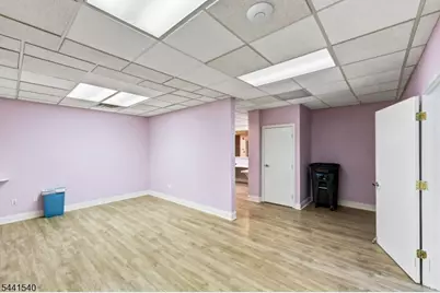 89 Valley Rd, Montclair, NJ 07042 - Photo 42