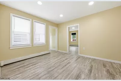 600 Chestnut St, Roselle Park, NJ 07204 - Photo 10