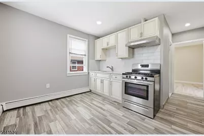 600 Chestnut St, Roselle Park, NJ 07204 - Photo 26