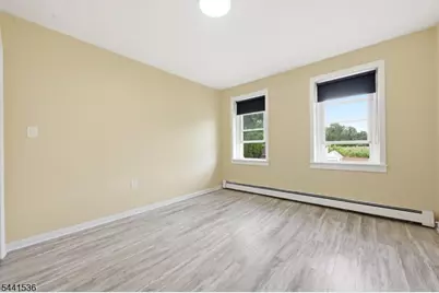 600 Chestnut St, Roselle Park, NJ 07204 - Photo 30