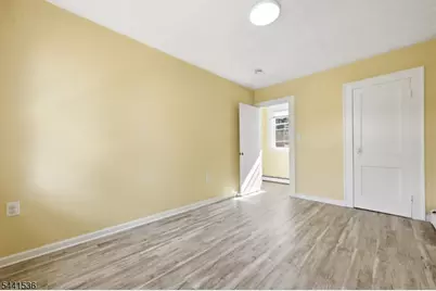 600 Chestnut St, Roselle Park, NJ 07204 - Photo 32