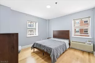 70 S Munn Ave, East Orange, NJ 07018 - Photo 10