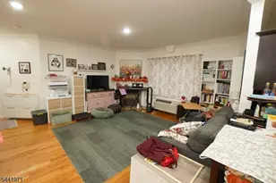 6708 Jackson St, Guttenberg, NJ 07093 - Photo 8