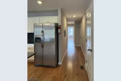 262 2nd  Avenue W #1, Newark, NJ 07107 - Photo 4