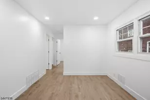 284 2nd Ave, Newark, NJ 07107 - Photo 8