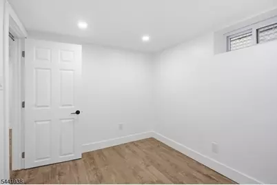 284 2nd Ave, Newark, NJ 07107 - Photo 40