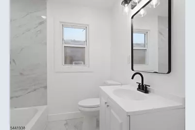 284 2nd Ave, Newark, NJ 07107 - Photo 26