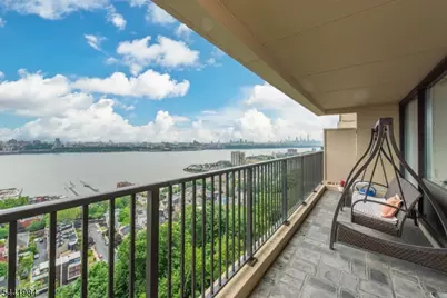 3 Horizon Road #1007, Fort Lee, NJ 07024 - Photo 1