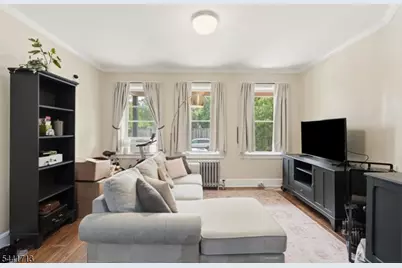 28 Willowdale Ave #1, Montclair, NJ 07042 - Photo 6