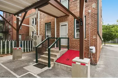 28 Willowdale Ave #1, Montclair, NJ 07042 - Photo 14