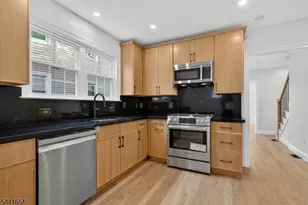 18 Walnut St, Summit, NJ 07901 - Photo 4