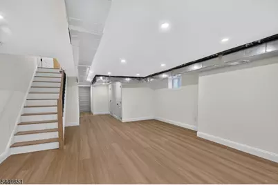 18 Walnut St #A, Summit, NJ 07901 - Photo 16