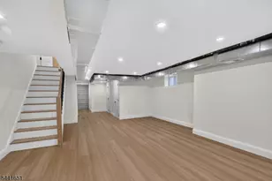 18 Walnut St, Summit, NJ 07901 - Photo 16