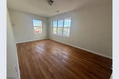335-345 Broadway #2, Elizabeth, NJ 07206 - Photo 10