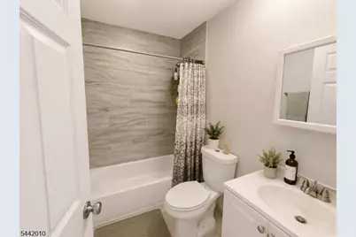 244 Halsted St #1, East Orange, NJ 07018 - Photo 4