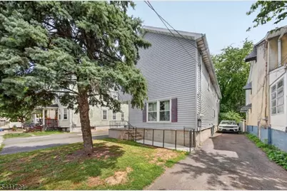18 Fisher Ave, Bound Brook, NJ 08805 - Photo 2