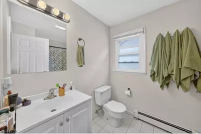 18 Fisher Ave, Bound Brook, NJ 08805 - Photo 18