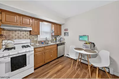 18 Fisher Ave, Bound Brook, NJ 08805 - Photo 10