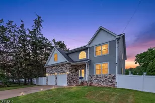 310 Campbell St, Woodbridge Township, NJ 07095 - Photo 4