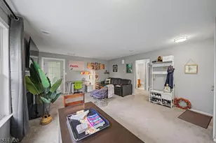 111 Country Club-, Union Township, NJ 07083 - Photo 2