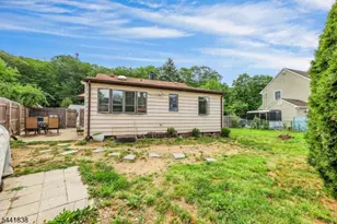 16 Boulevard Ave, Wanaque, NJ 07420 - Photo 18