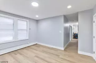 20 Edwin Pl, Newark, NJ 07112 - Photo 36