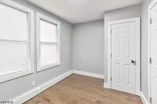 20 Edwin Pl, Newark, NJ 07112 - Photo 14