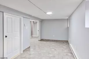 20 Edwin Pl, Newark, NJ 07112 - Photo 26