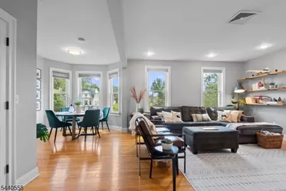 129 Claremont Ave #2, Montclair Twp., NJ 07042 - Photo 6