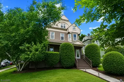 129 Claremont Ave #2, Montclair Twp., NJ 07042 - Photo 2