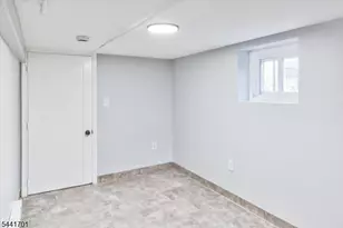 22 Edwin Pl, Newark, NJ 07112 - Photo 28
