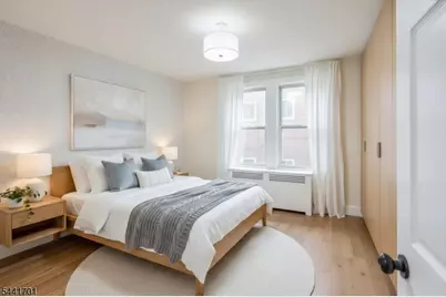 22 Edwin Pl, Newark, NJ 07112 - Photo 10