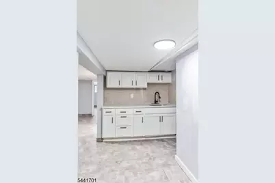 22 Edwin Pl, Newark, NJ 07112 - Photo 30