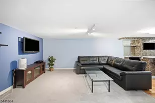 19 Fredericks St, Wanaque, NJ 07465 - Photo 36