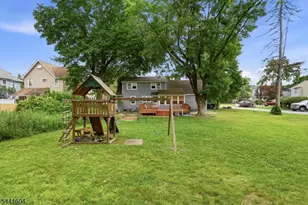 19 Fredericks St, Wanaque, NJ 07465 - Photo 46